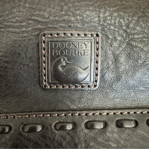 Authentic Dooney & Bourke Leather Drawstring Bag - Picture 4 of 15